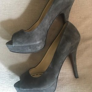 Enzo Angiolini grey suede heels size 9